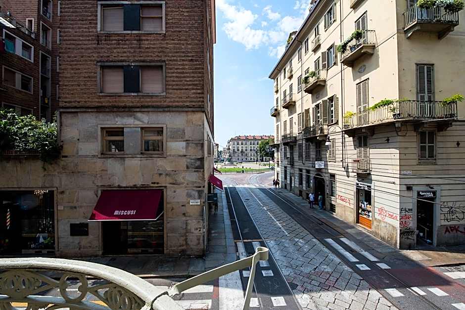 Carlina Palace by Varental