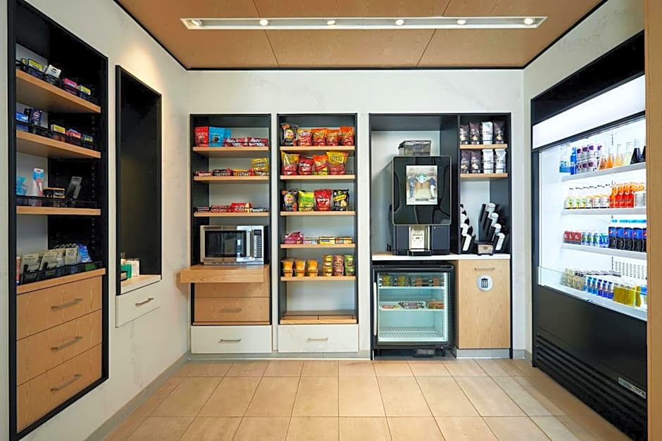 Courtyard by Marriott Santa Barbara Downtown