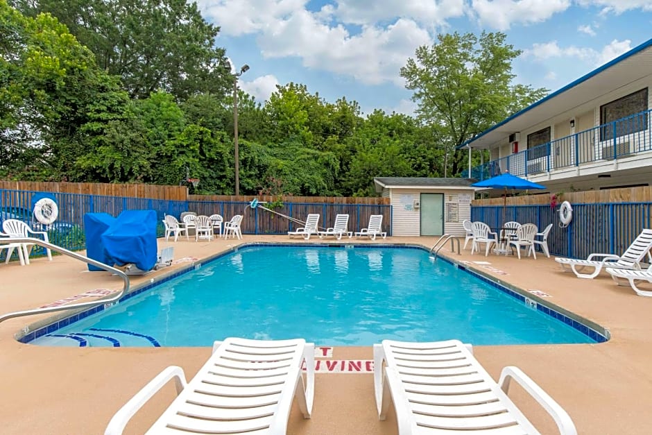 Rodeway Inn Winston Salem Route 52