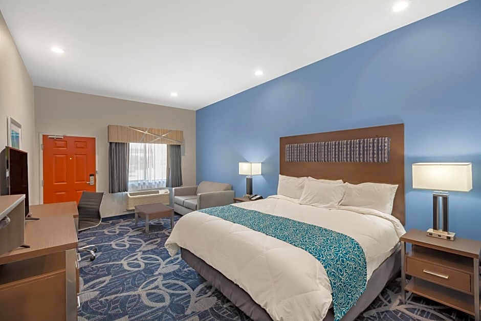Baymont Inn & Suites Houston Hobby Airport