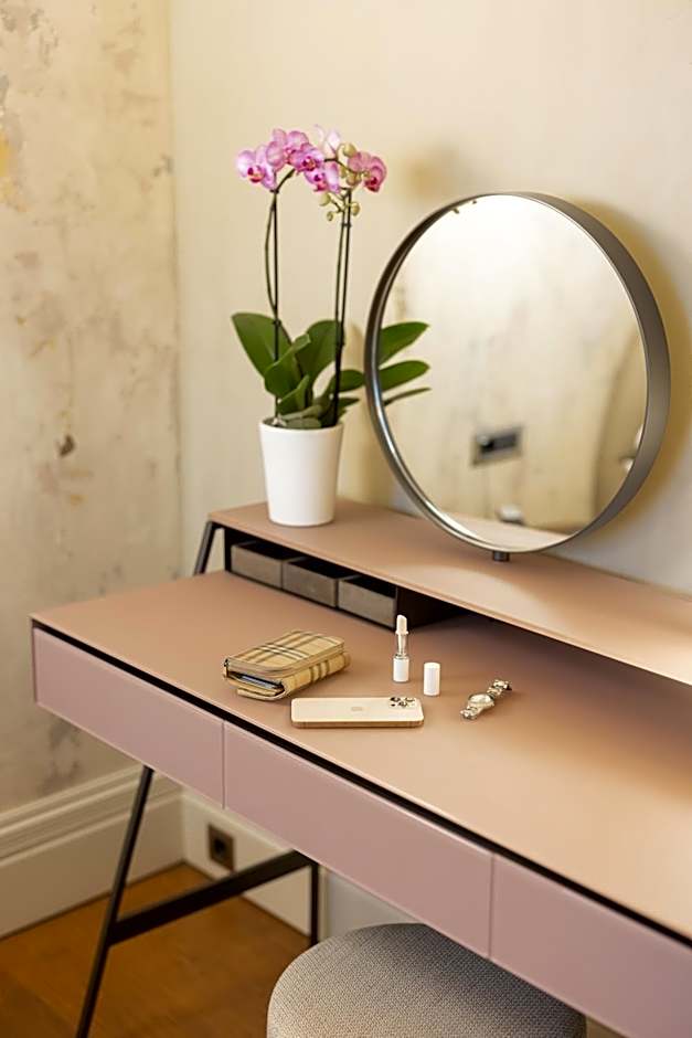 Castellano Hotel & Suites