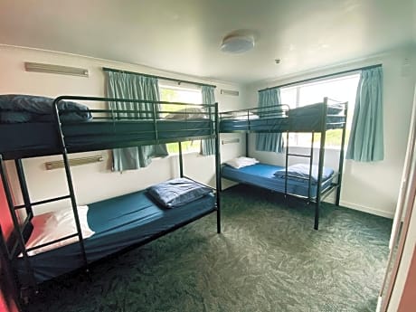 4 Bed Ensuite Dormitory - No Children