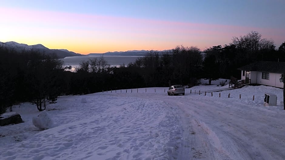 CabaÃ±as Del Martial