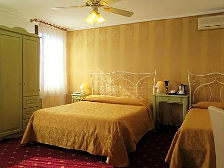 Superior Triple Room