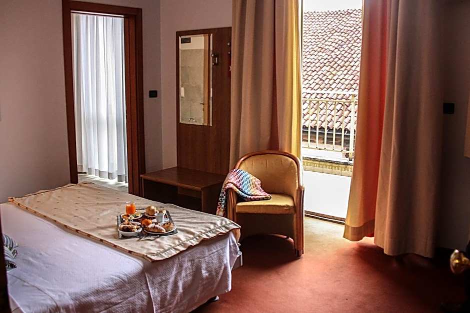 Hotel Lux