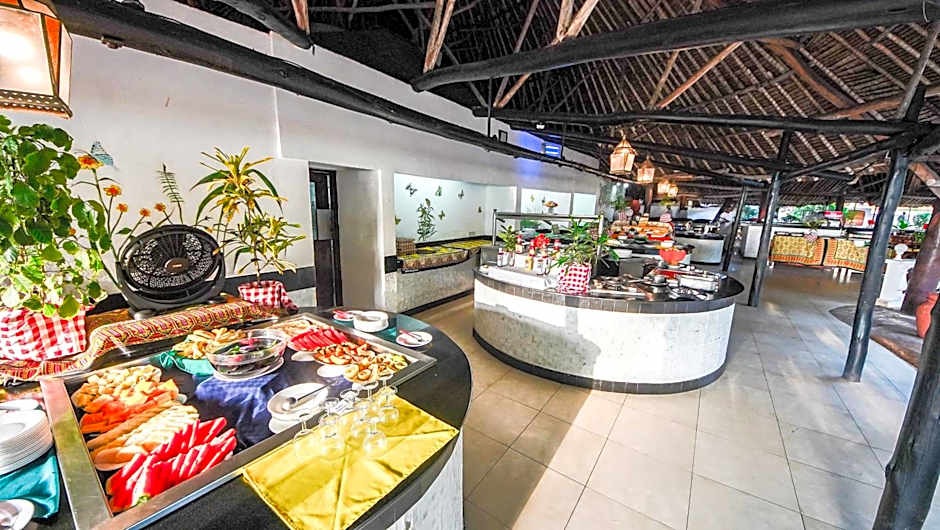 Papillon Lagoon Reef Hotel