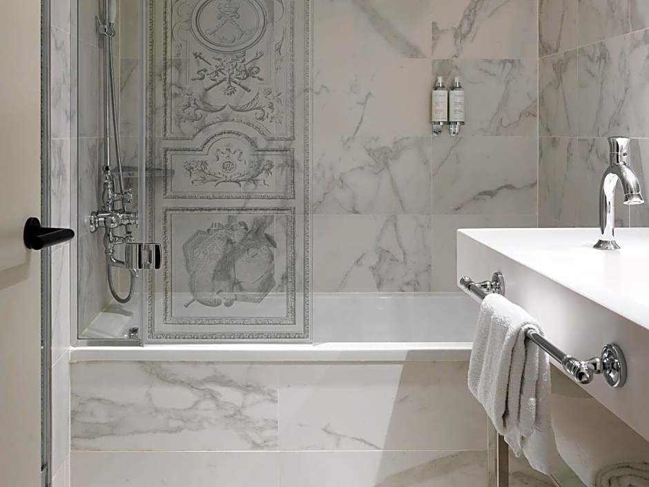 Le Louis Hotel Versailles Château - MGallery Collection