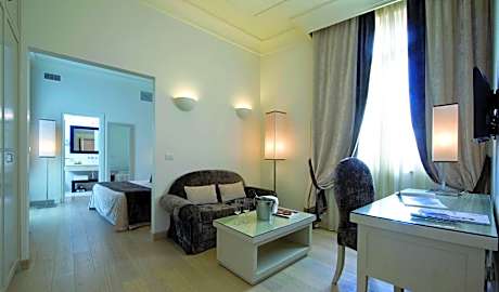 Junior Suite King Size Bed