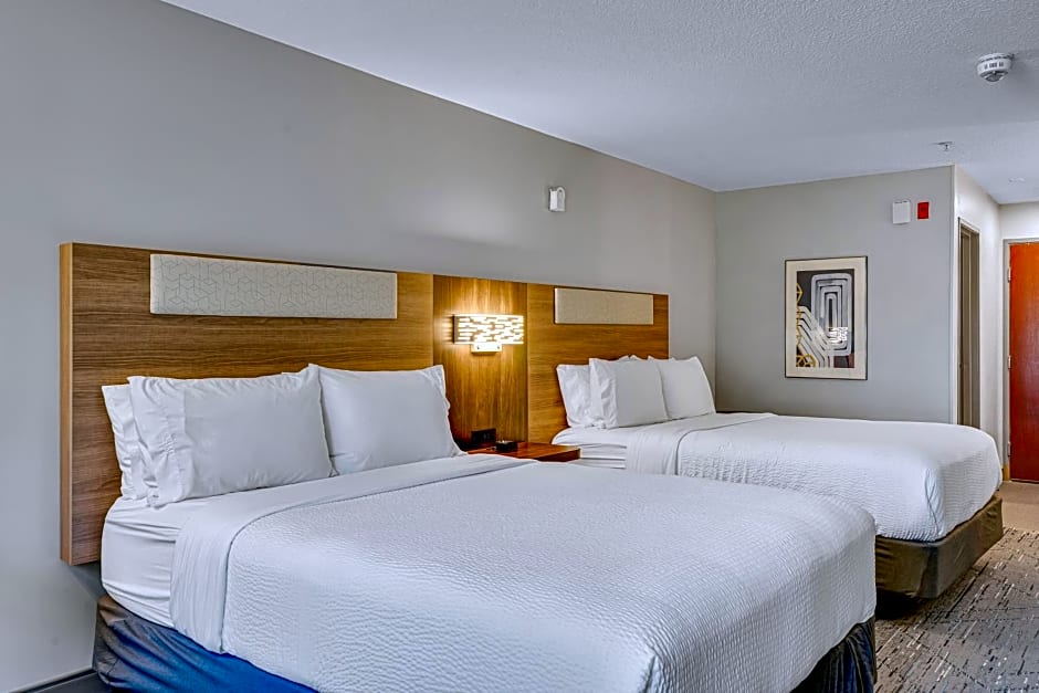 Holiday Inn Express Hotel & Suites Portland - Jantzen Beach By IHG