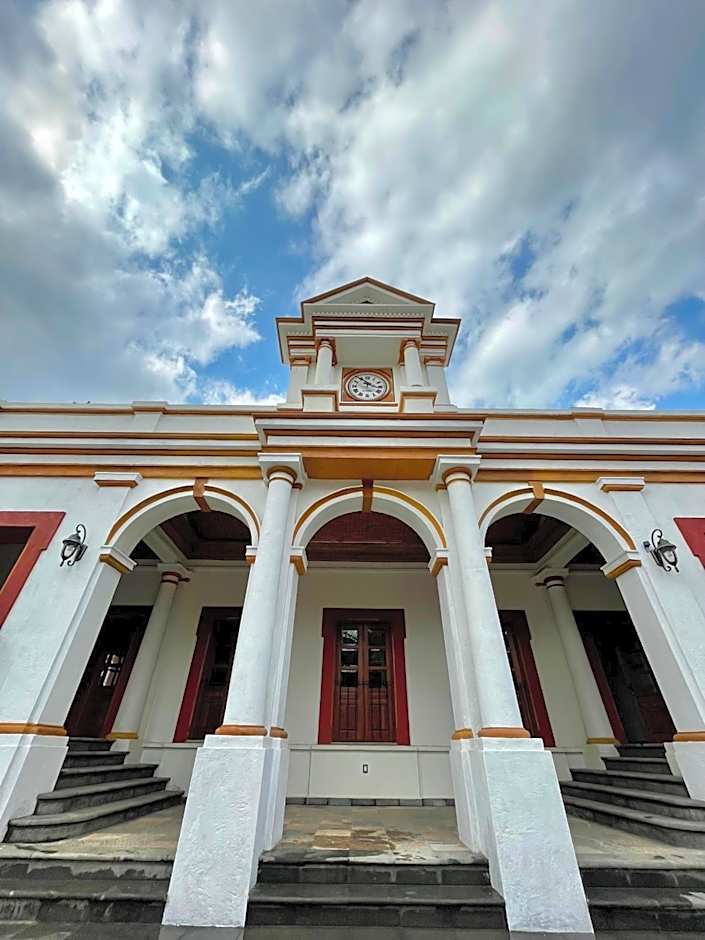 Palacio Del Cobre