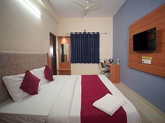 Hotel Inspira Residency-Near Bombay Hospital