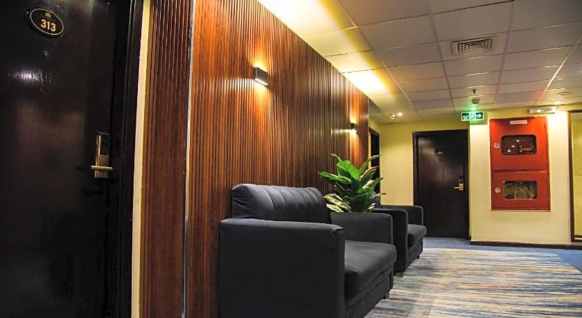 Grand plaza al Madinah