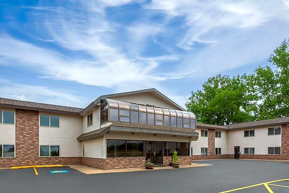 Baymont by Wyndham Iron Mountain