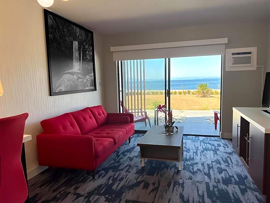Photo 1 of 7 of Premium 2 Bedroom Suite, Ocean View