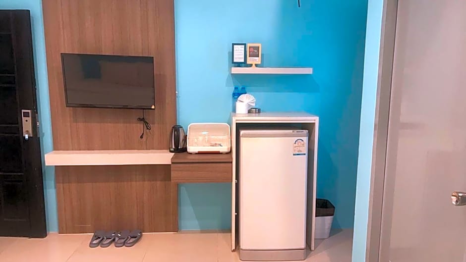 Hotel The Journey Patong New