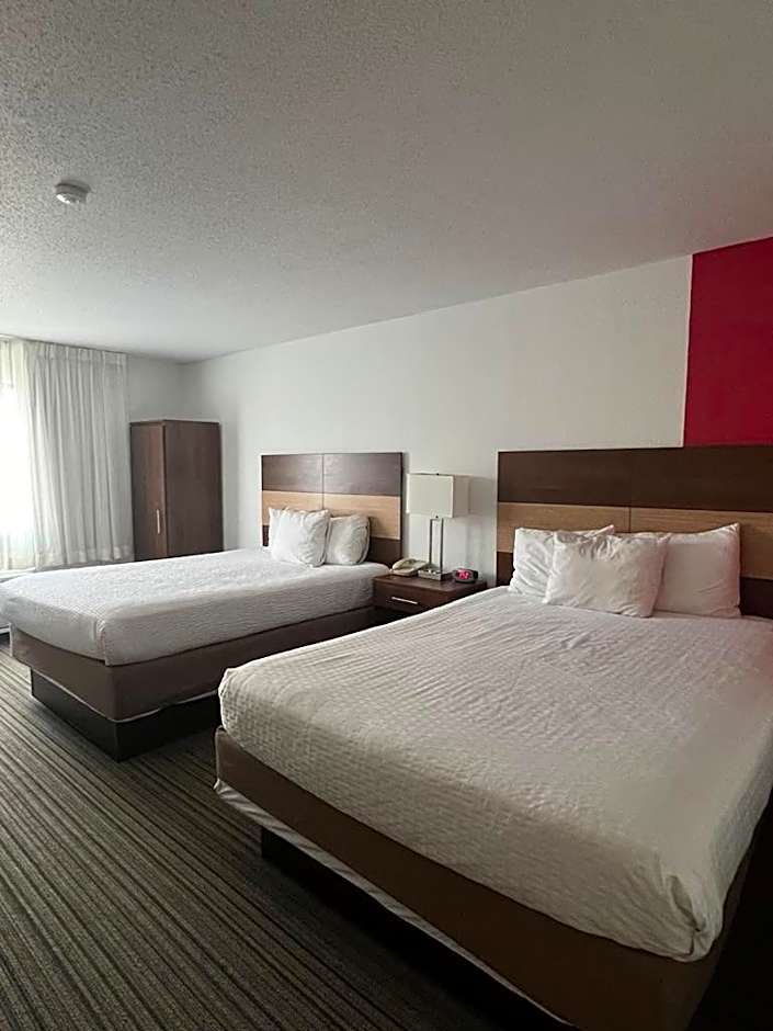 Ramada by Wyndham Effingham