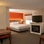 Hawthorn Suites by Wyndham Erie
