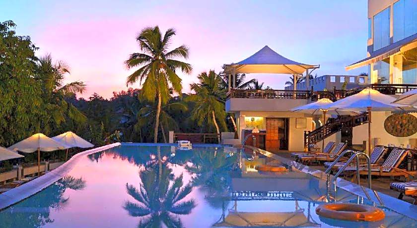 Gokulam Grand Turtle on the Beach Resort and Spa