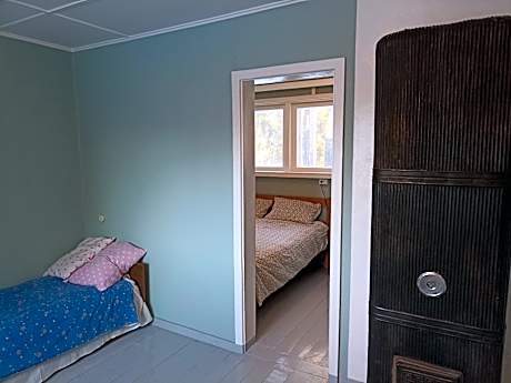 Economy Triple Room with Shared Bathroom