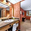 Fox Hotel And Suites