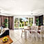 Surfside Buddina Beachfront 3bed Apt - Direct Beach Access