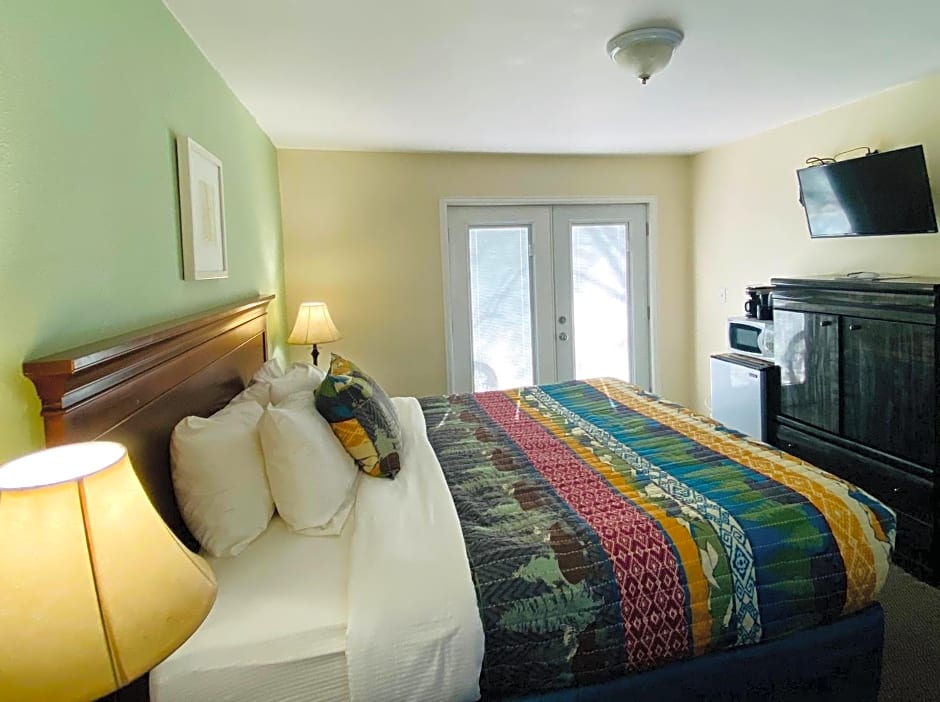 Salida Inn & Monarch Suites