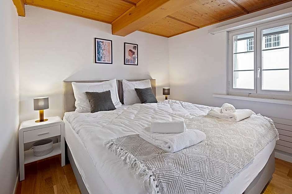 ARISER - Zug Old Town Suites