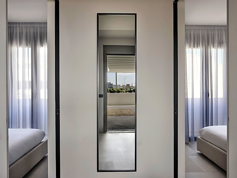 Bond Smart Living Suites