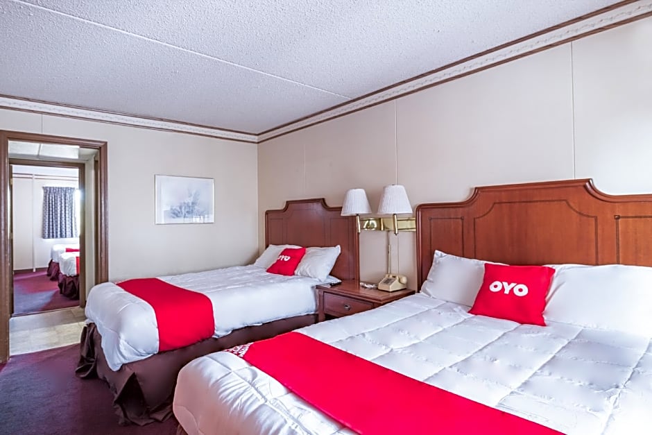 Photo 1 of 6 of 2 Double Beds, Smoking