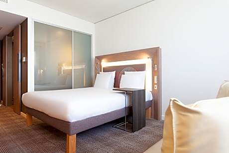 Superior Queen Room with Sofa