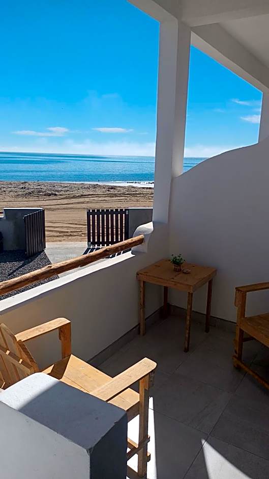 Hotel- Whale Tours and Sport fishing Vista Mag-Bay