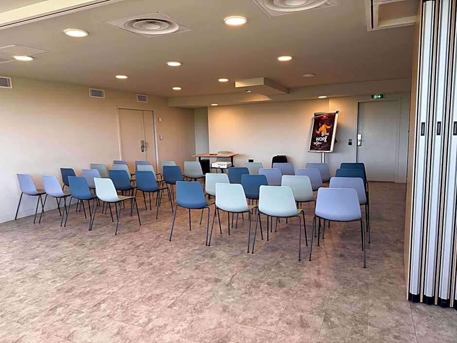 Ibis Lunel Petite Camargue