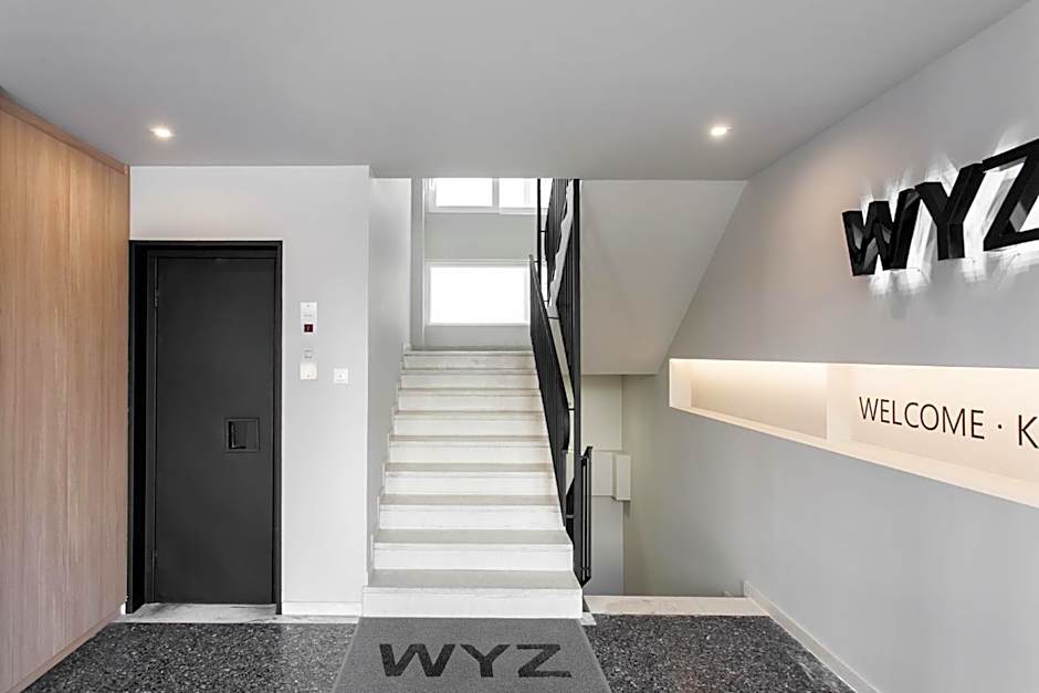 WYZ Attiki Aparthotel
