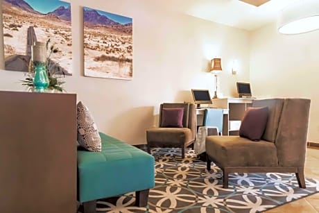La Quinta by Wyndham Dumas