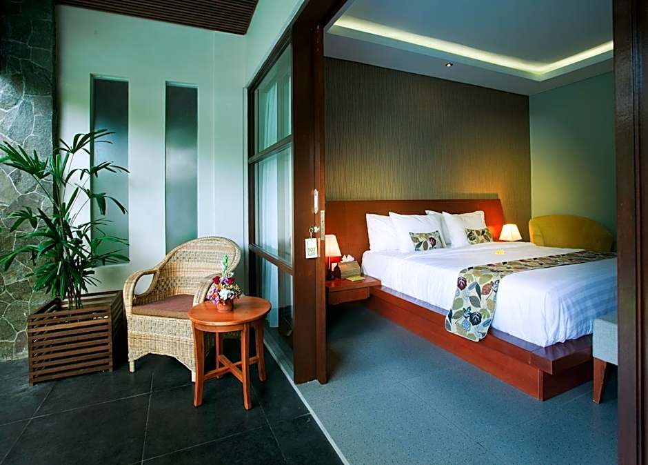 The Astari Villa and Residence