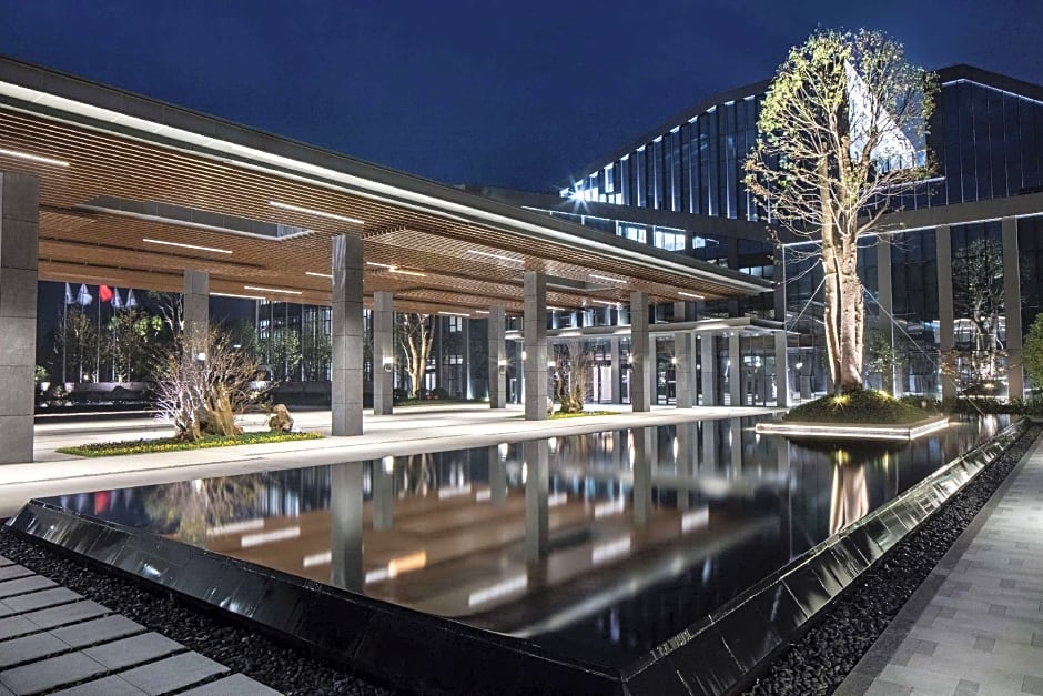 Hilton Ningbo Dongqian Lake Resort