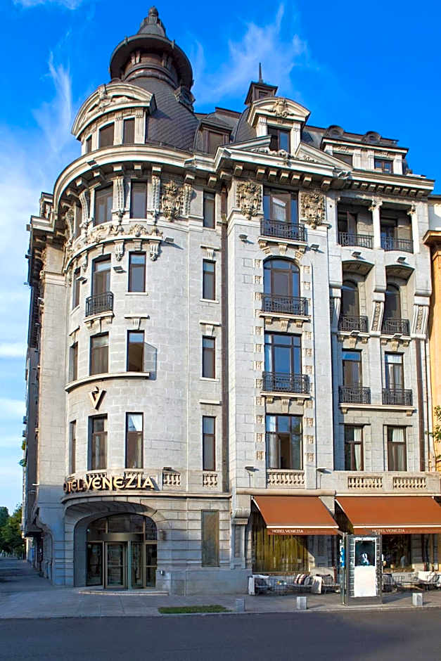 Hotel Venezia by Zeus International