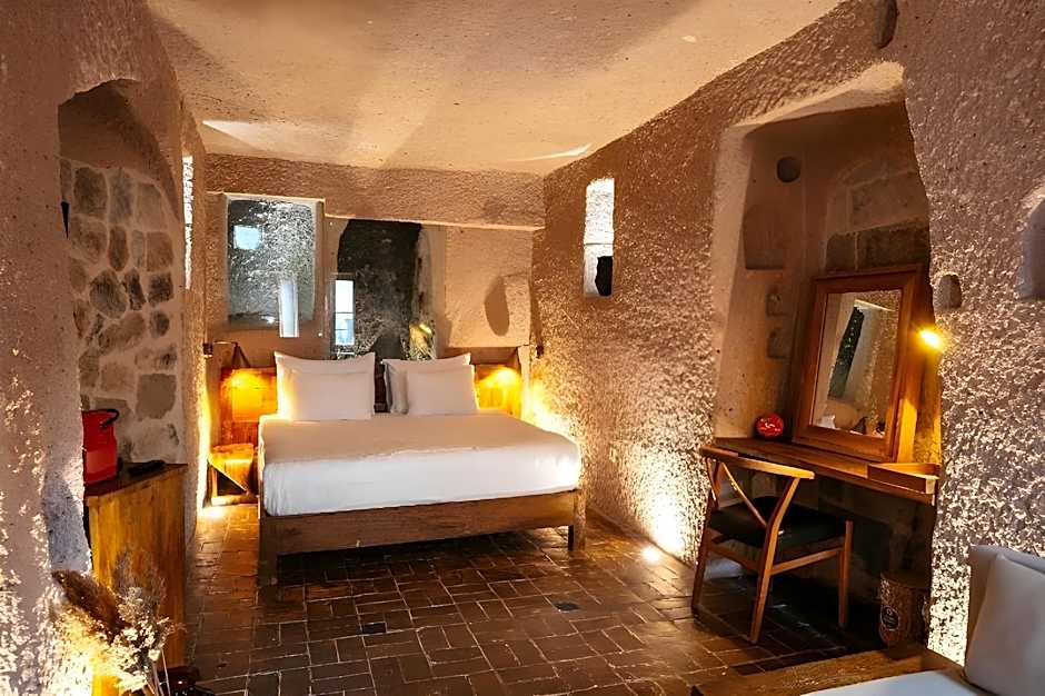 Millstone Cave Suites