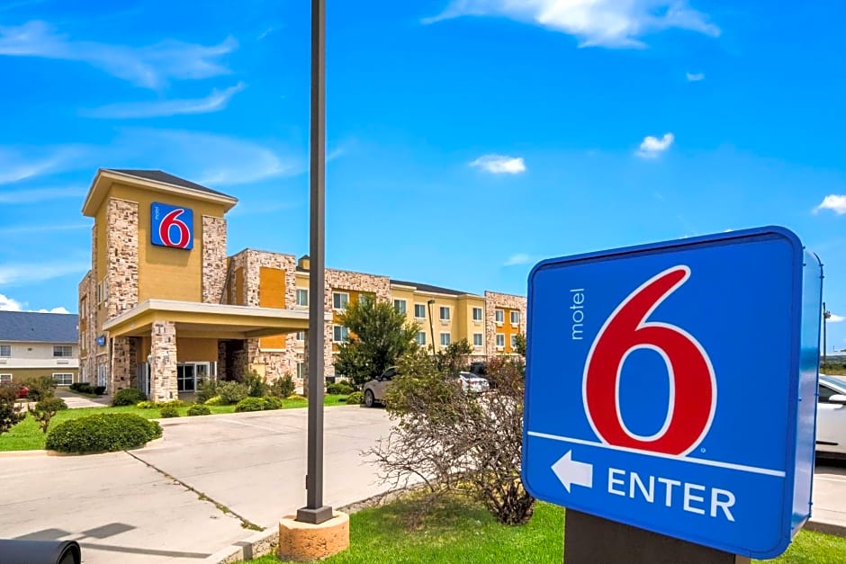 Motel 6-Mineral Wells, TX