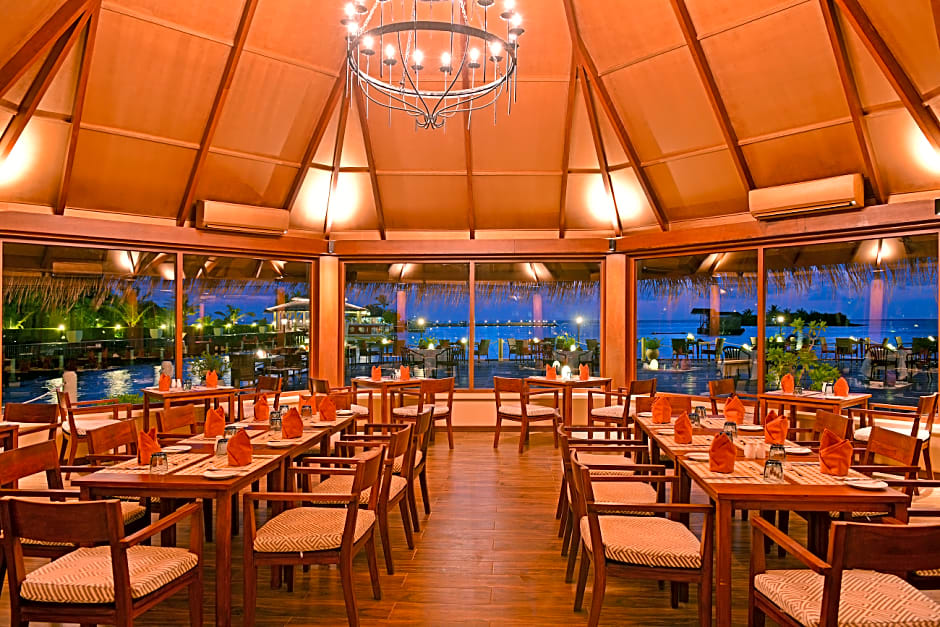 Adaaran Select Huduran Fushi - 24hrs Dine around Premium All inclusive