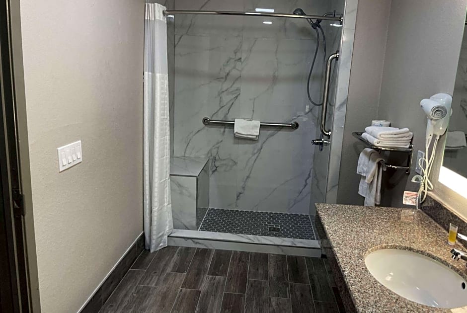 Days Inn by Wyndham New Braunfels
