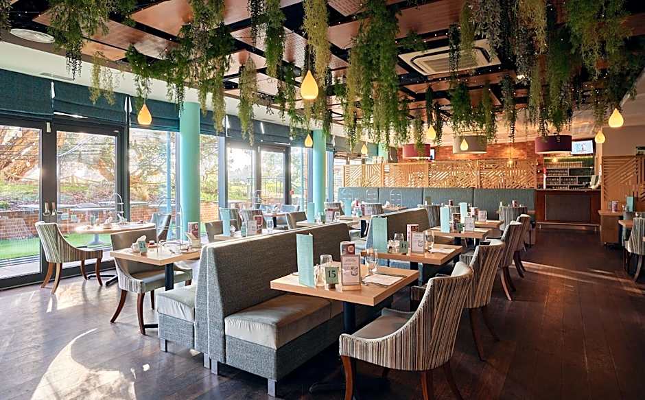 Wivenhoe House Hotel