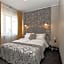 Happy Inn Rooms & Suites