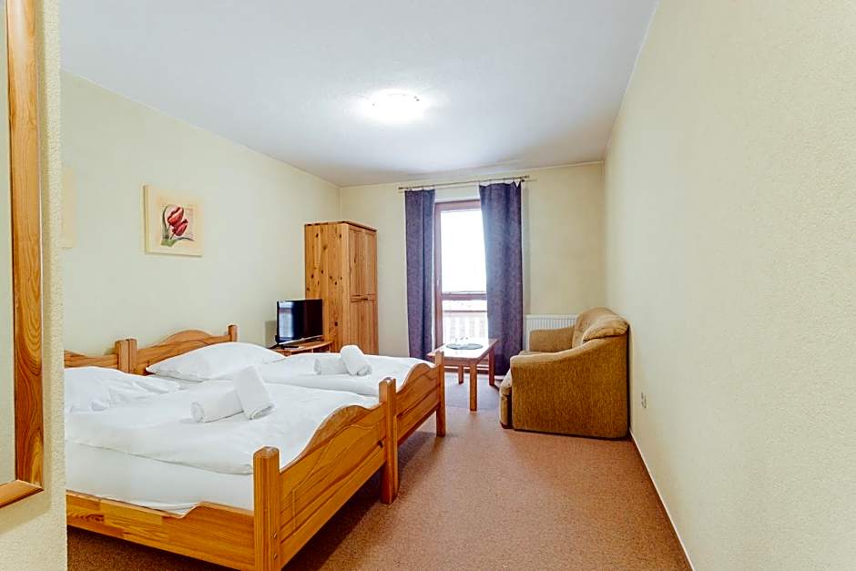 Orava Hotel