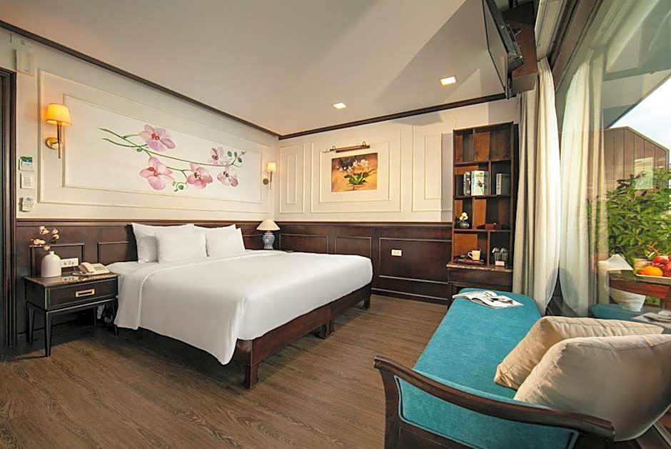Orchid Trendy Cruise