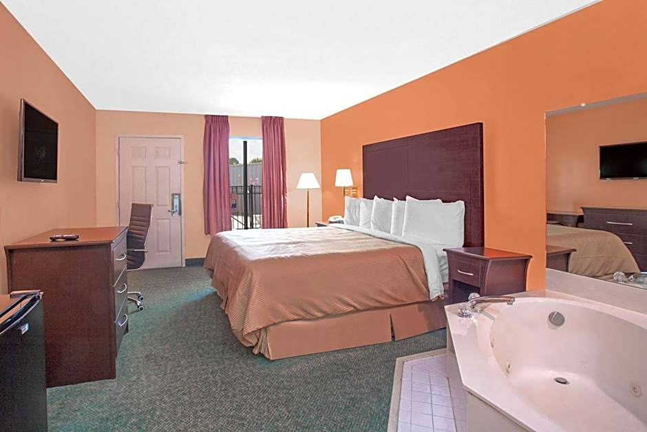 Days Inn by Wyndham Moulton