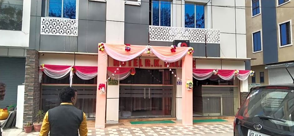 HOTEL R K PALACE