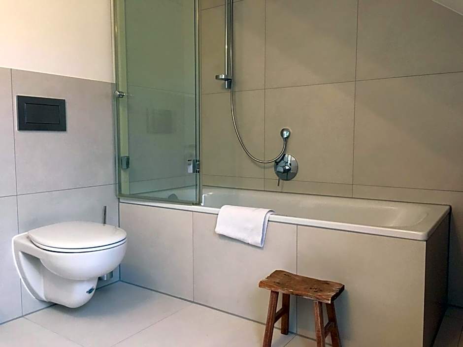 von Deska Townhouses - Ivy House