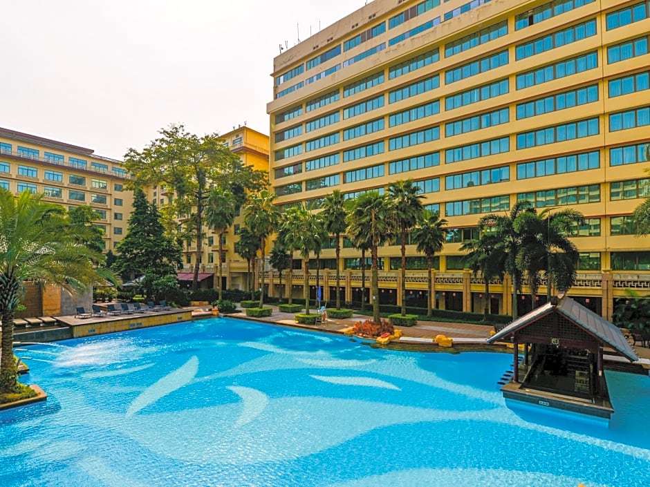 Dong Fang Hotel Guangzhou