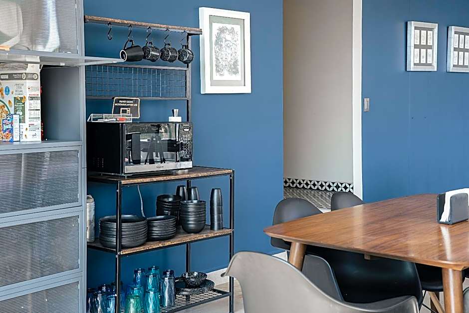 Hostel Mixed Room